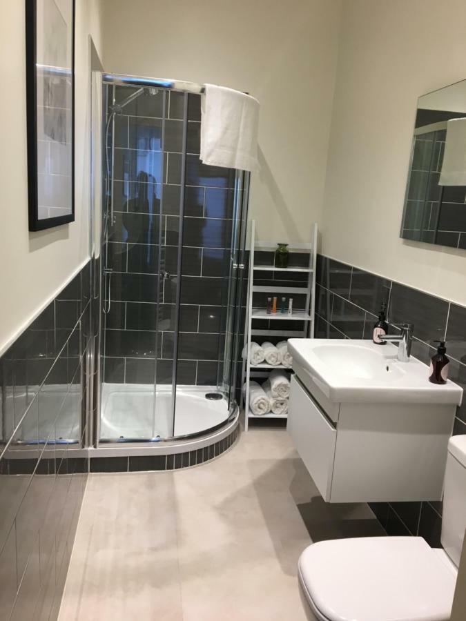 Star Tree Apartment ยอร์ค ภายนอก รูปภาพ